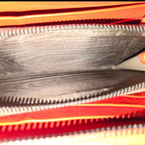 EUC Authentic Bottega Veneta Python Zippy Wallet - Picture 8 of 14